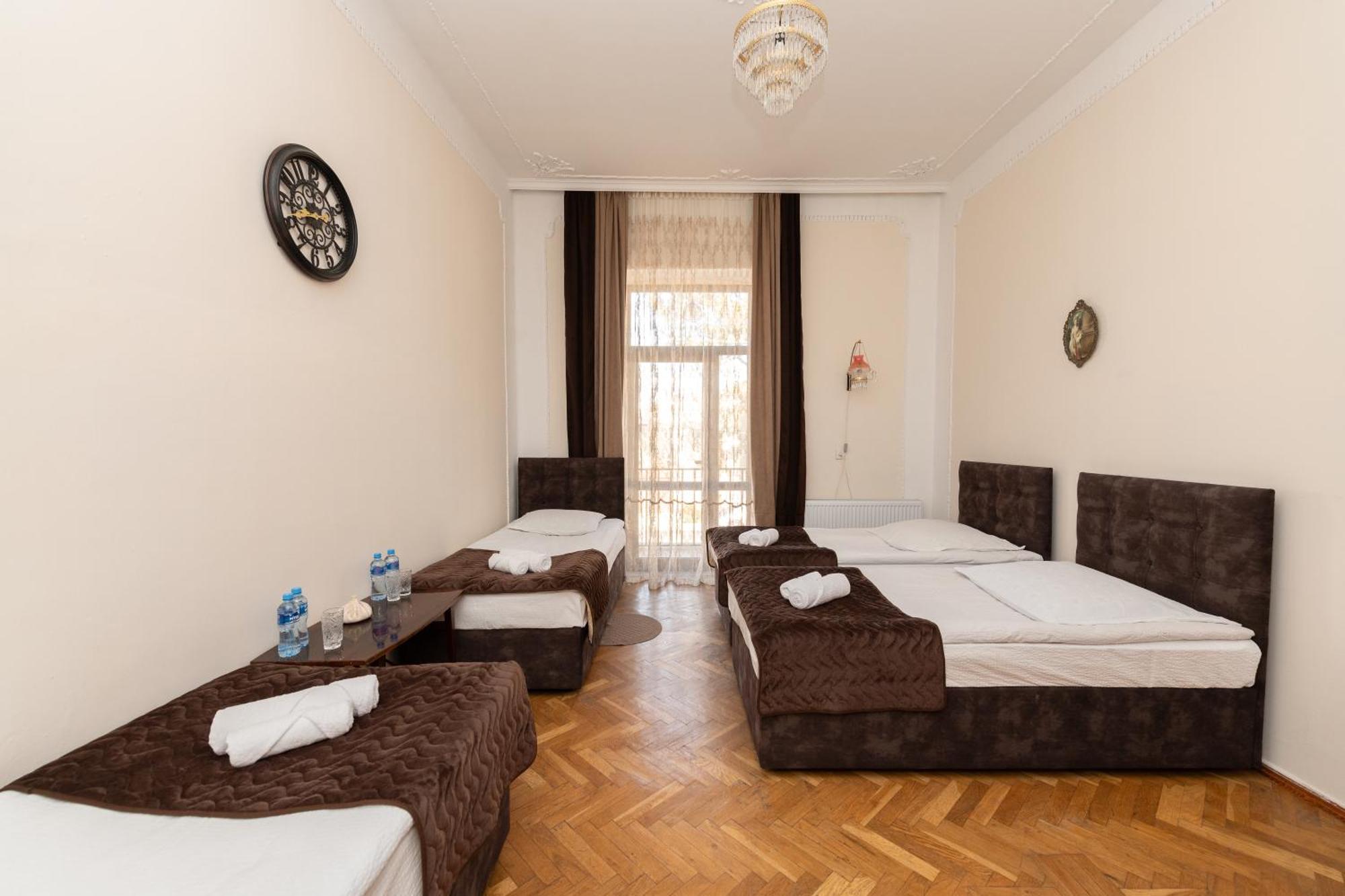 Anna'S Guest House غوري المظهر الخارجي الصورة