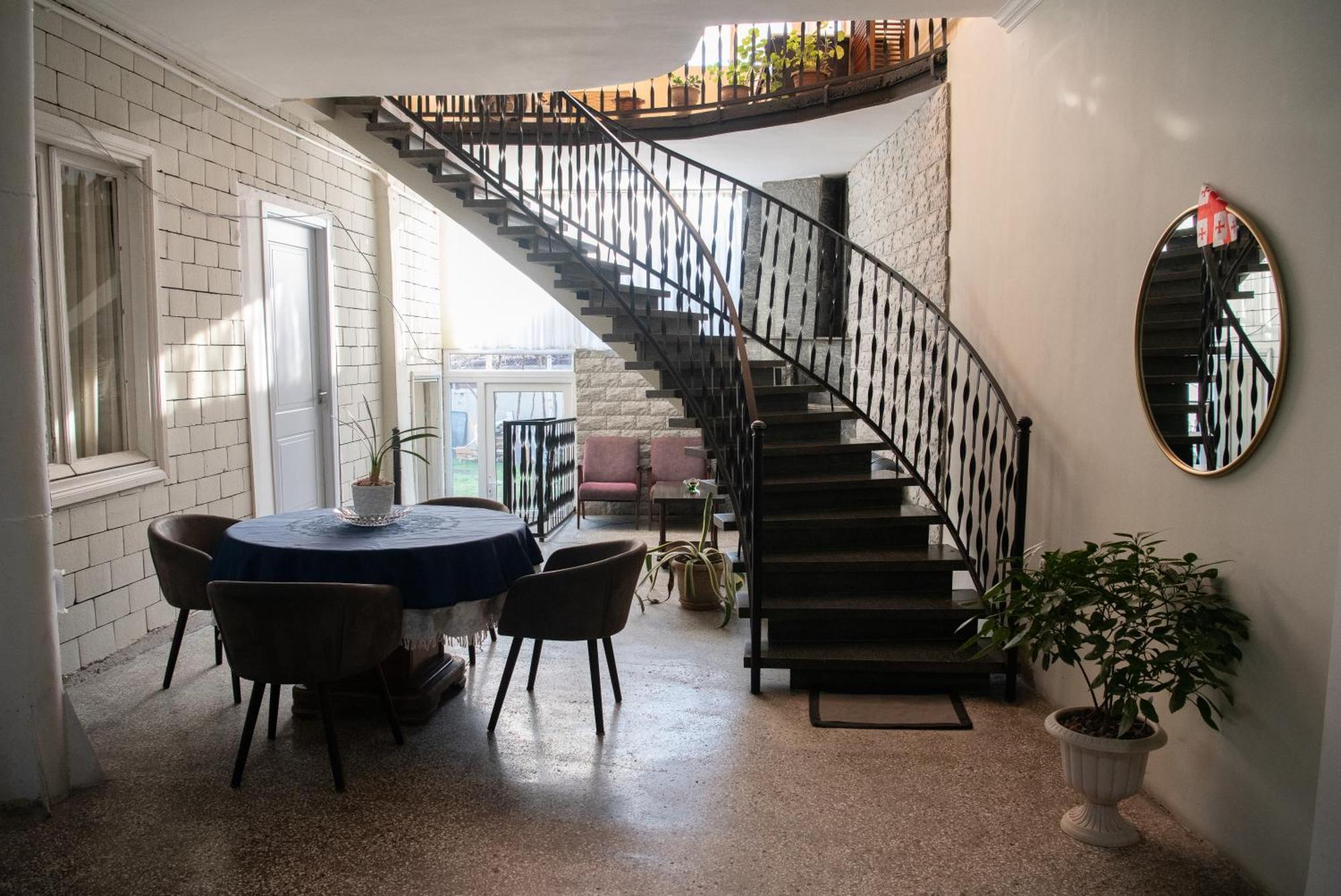Anna'S Guest House غوري المظهر الخارجي الصورة