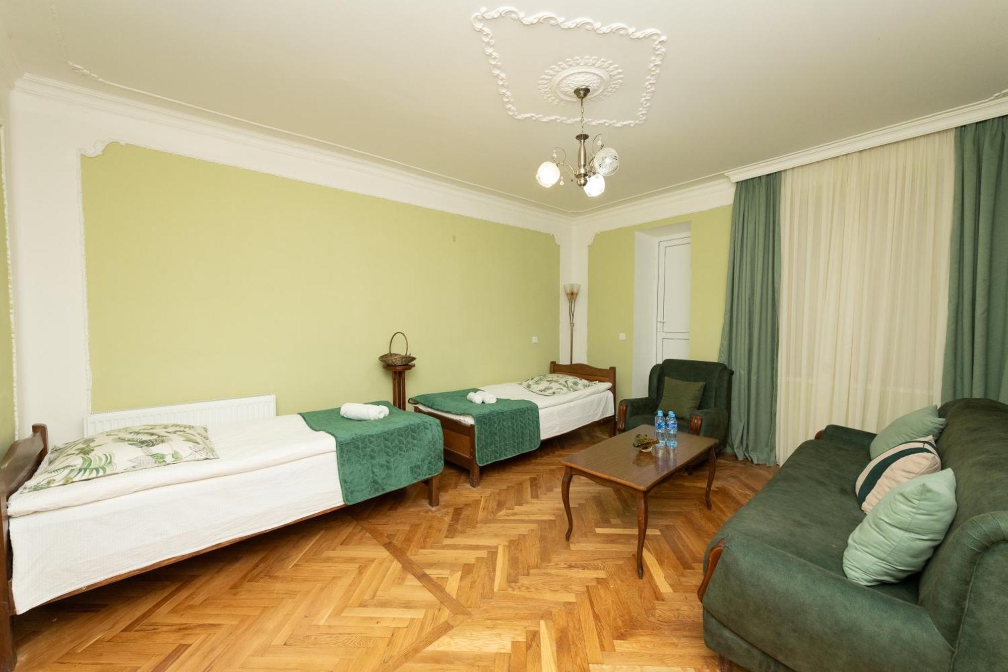 Anna'S Guest House غوري المظهر الخارجي الصورة