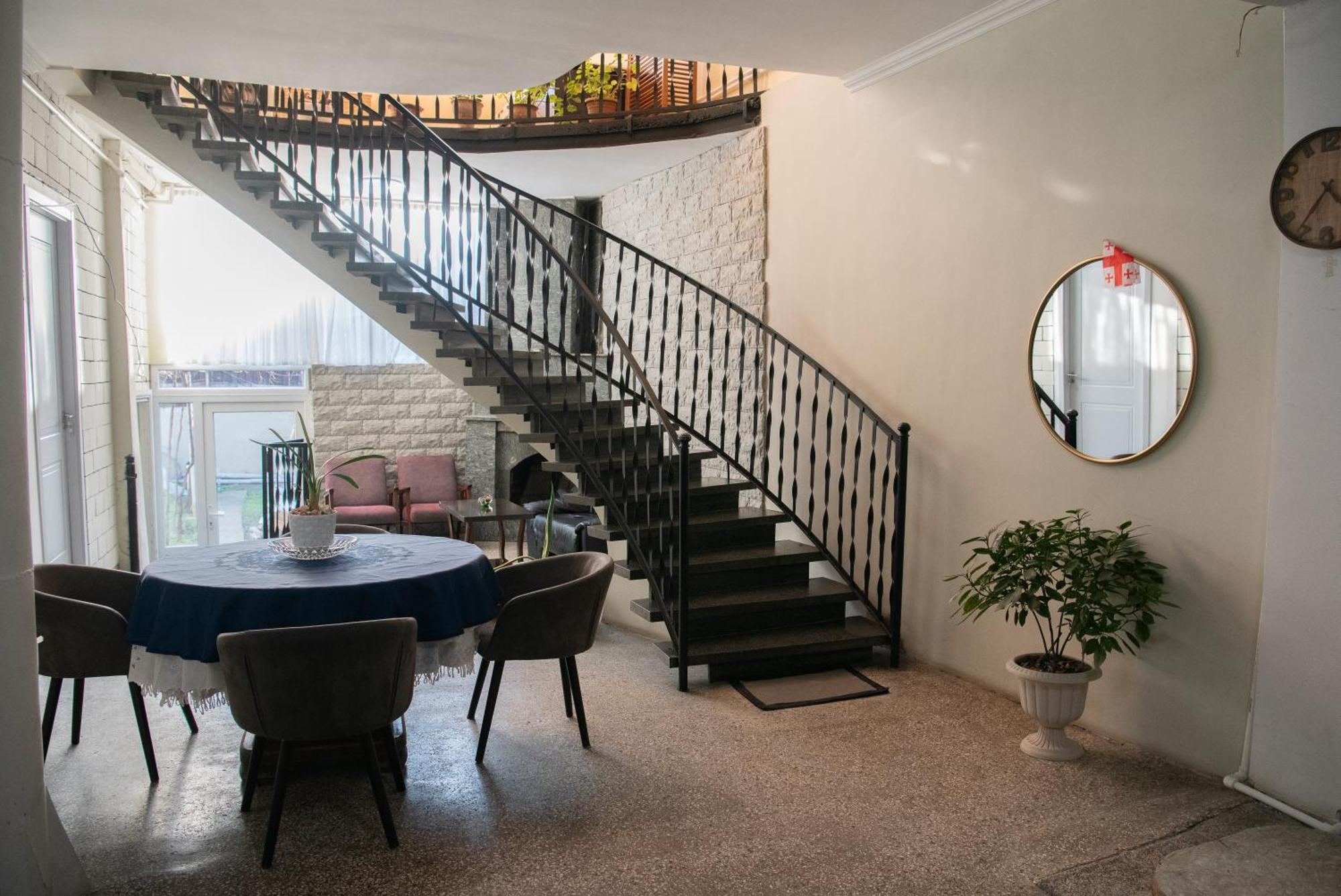 Anna'S Guest House غوري المظهر الخارجي الصورة