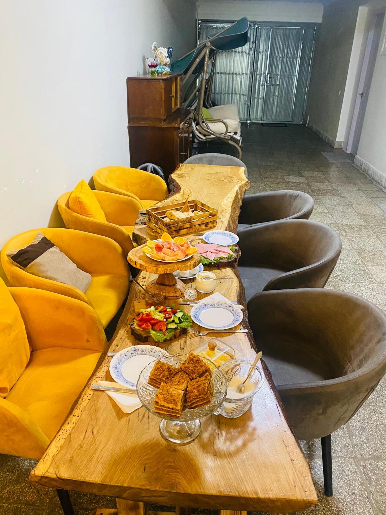Anna'S Guest House غوري المظهر الخارجي الصورة